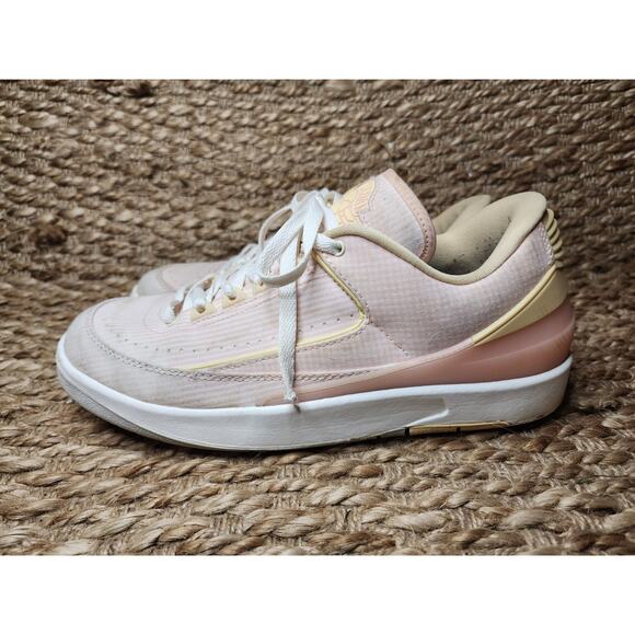 NEW Nike Air Jordan 2 Retro Low Seersucker Atmosphere DX6930-600 SIZE 9 - Picture 1 of 11